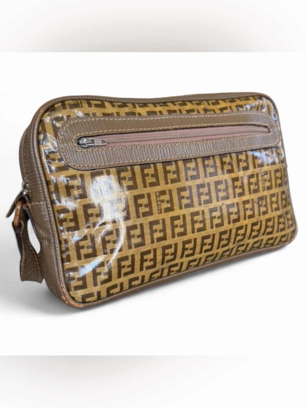 Fendi Zucca monogram crossbody/shoulder bag. Comes with COA and Fendi dust bag. - Picture 5 of 17